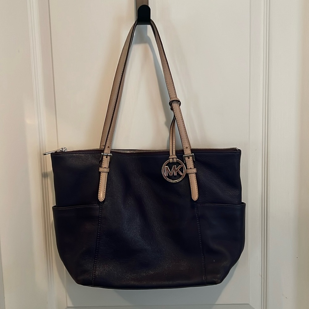 Michael Kors 💜 Eggplant Leather Handbag